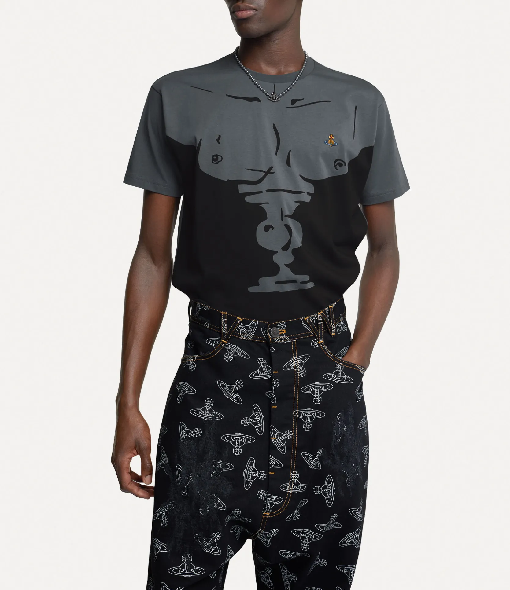 Bust Classic T-shirt