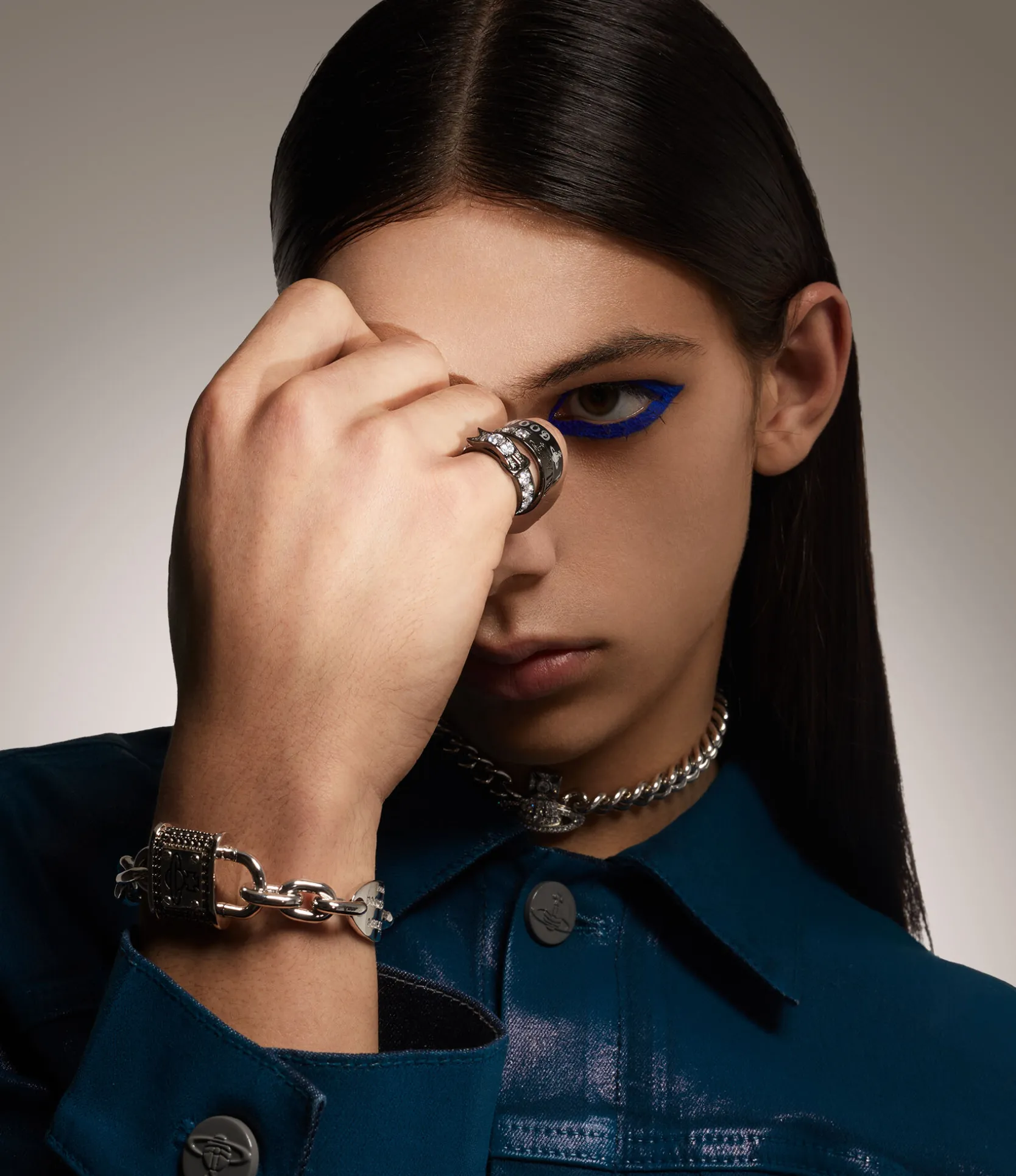 Conduit Street Ring