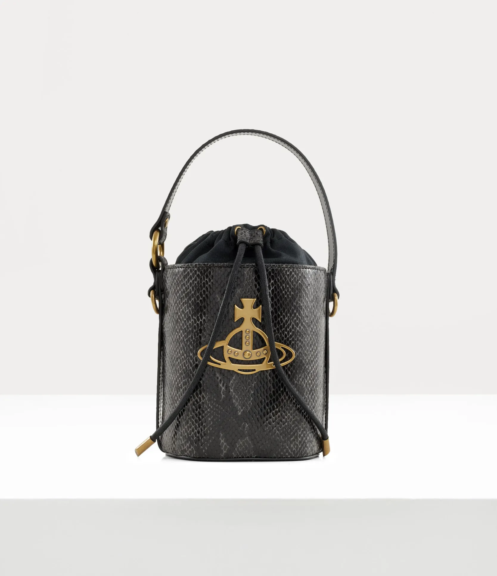 Daisy Drawstring Bucket Bag