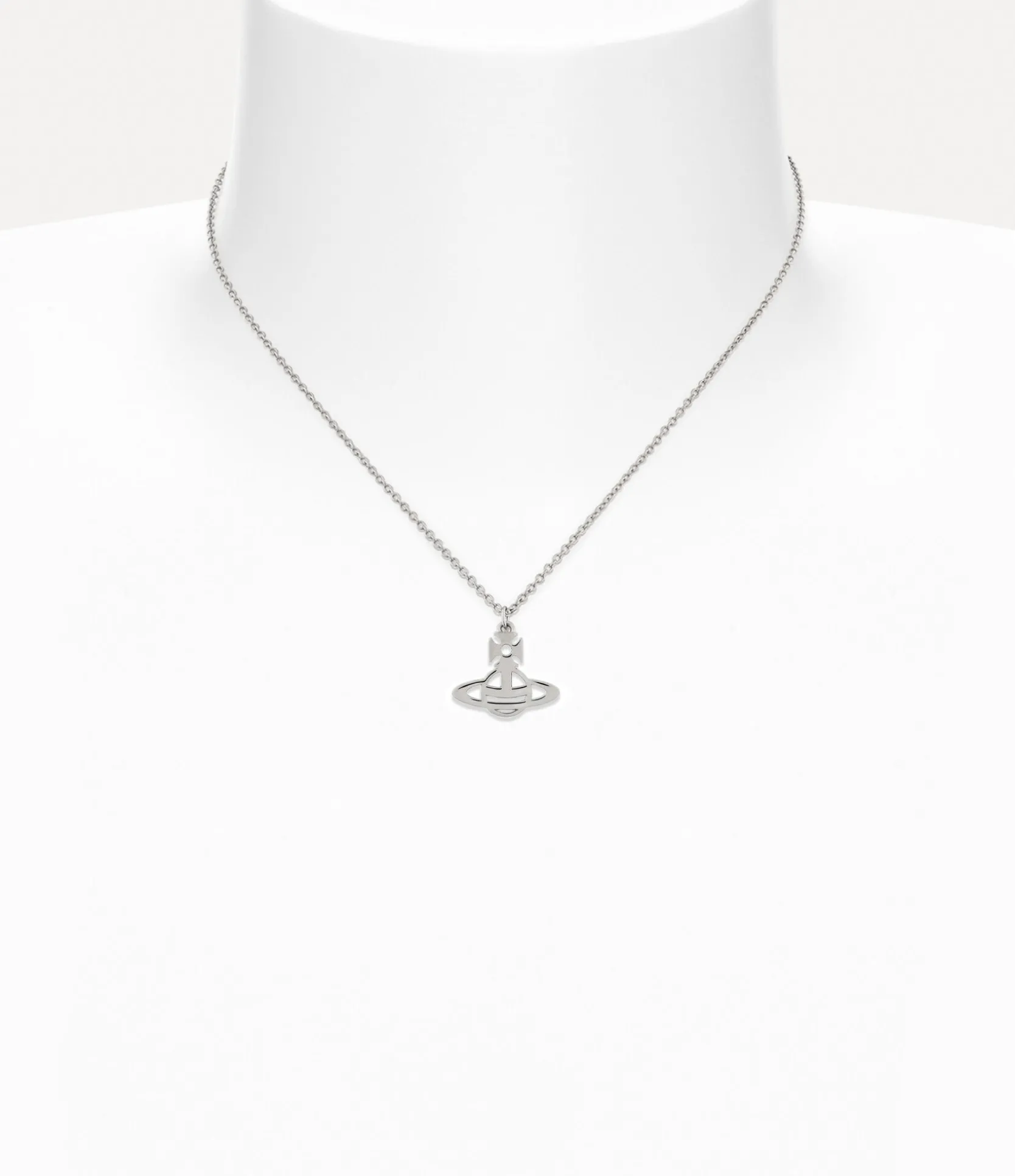 Lucy Pendant Necklace