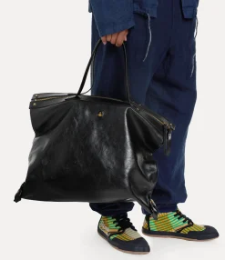 Mara Holdall
