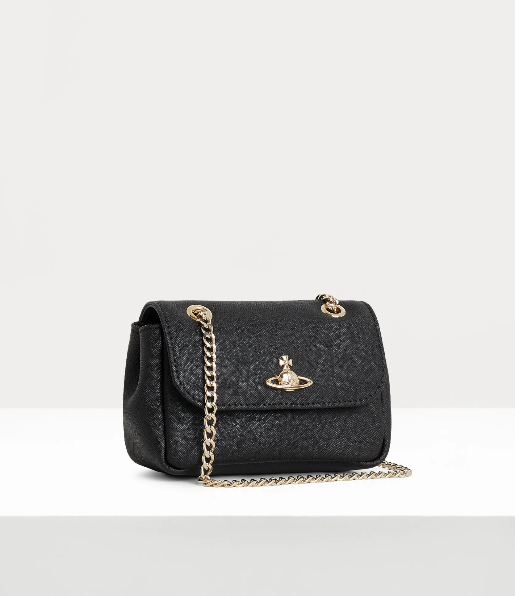 Small Purse With Chain