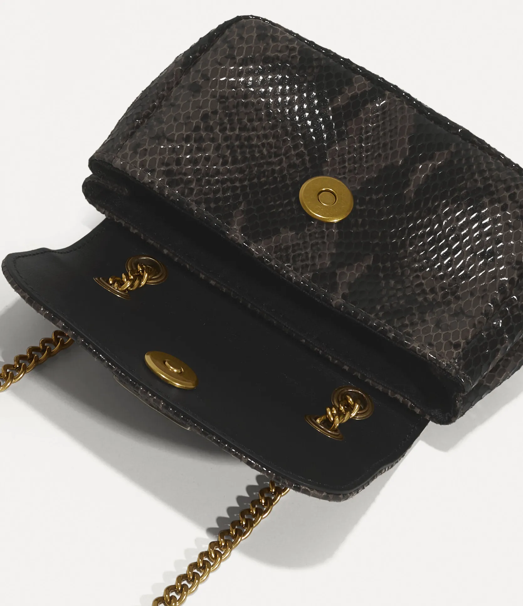 Small Purse With Chain