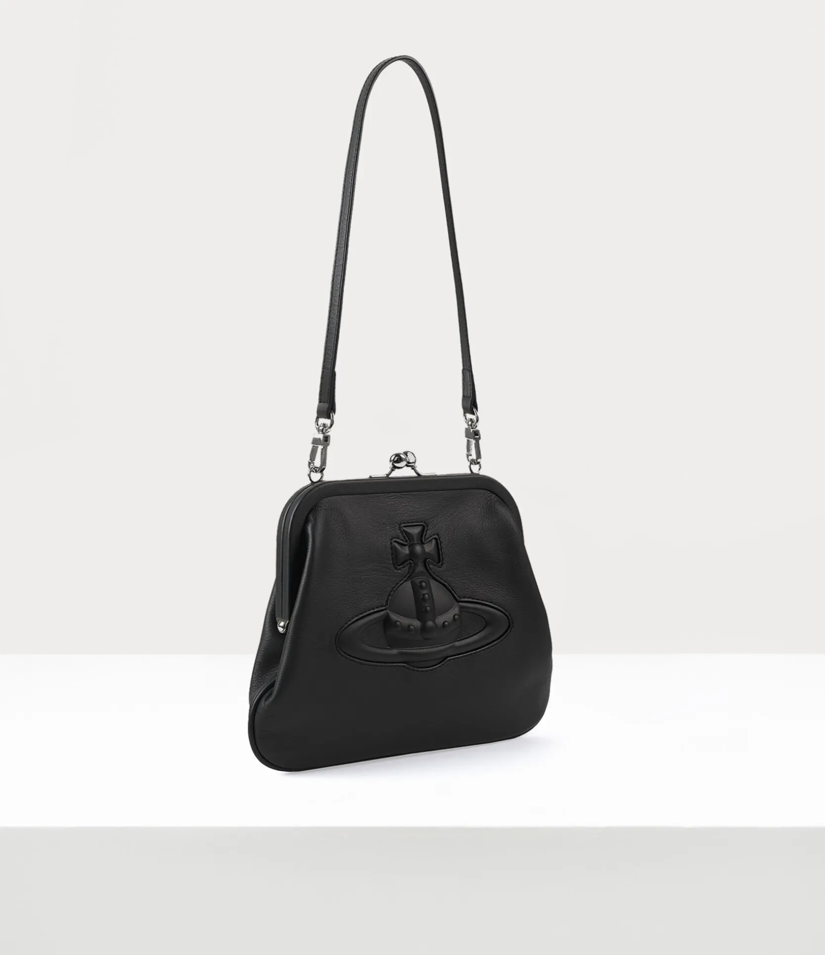 Vivienne's Clutch