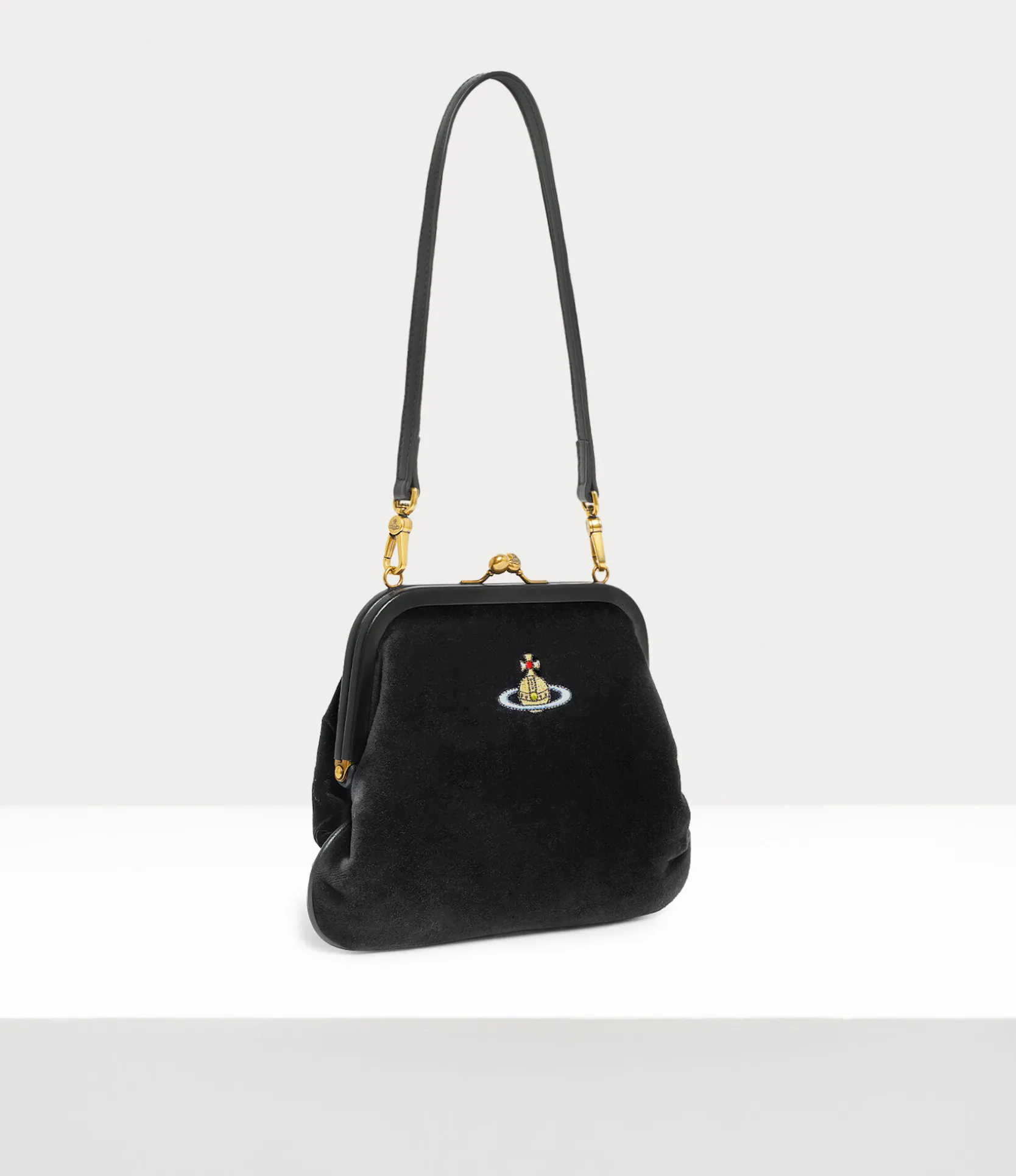 Vivienne's Clutch